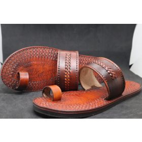 Baggom Lábujjas bőr saru, papucs